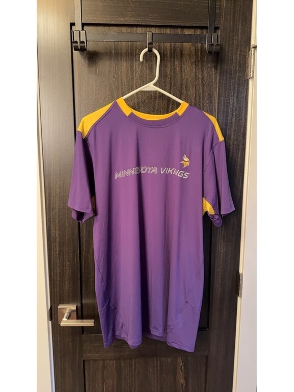 Minnesota Vikings Hands High T-Shirt XL 0290